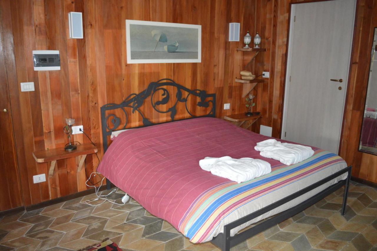 Busca L'Uovo E La Faina Bed & Breakfast エクステリア 写真